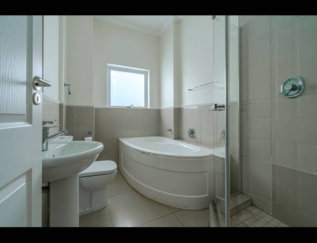3 BEDROOM GATED ESTATE TO LET IN LA LUCIA